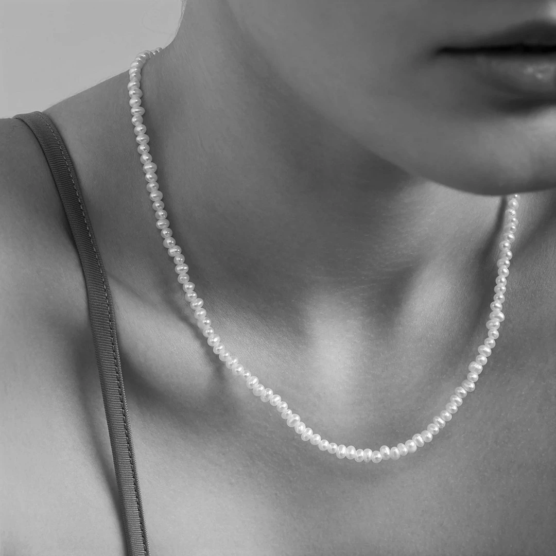 Phosa Pearl Necklace