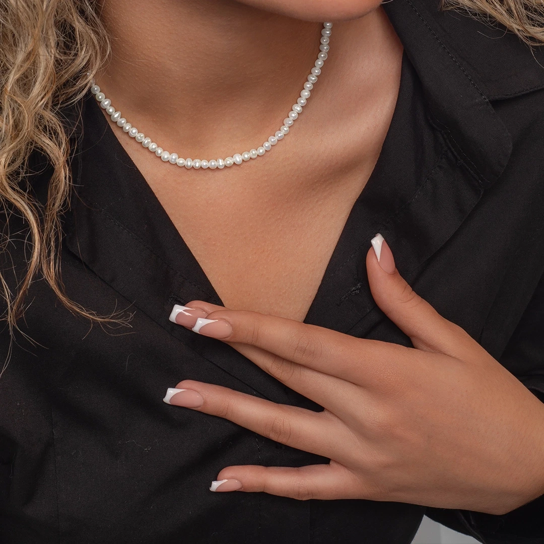 Phosa Pearl Necklace